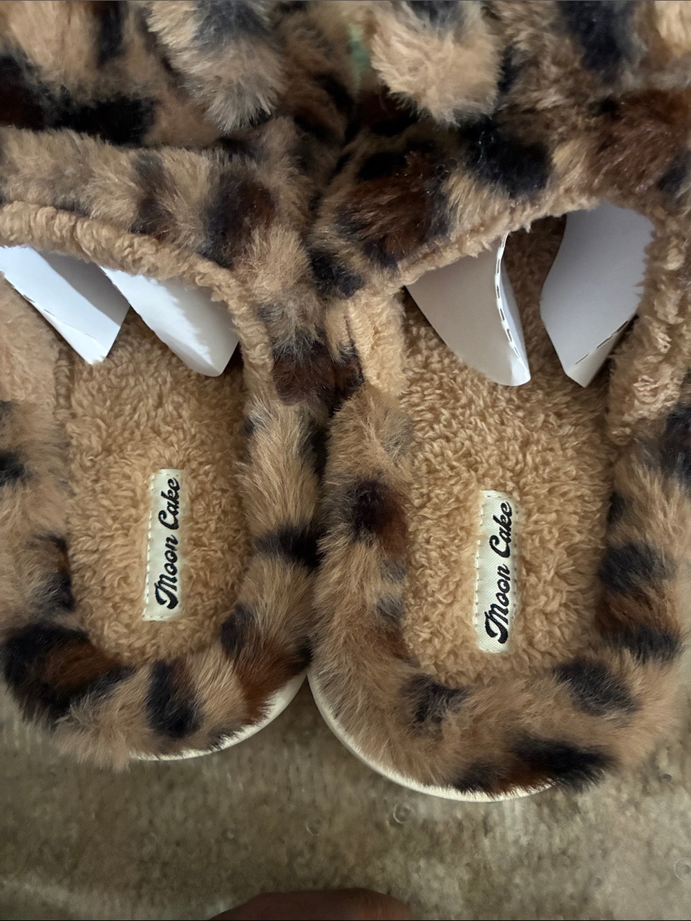 🎉Tiger Cub Cozy Fur Slippers for Women - Brown Leopard Print size 7/8 - Picture 4 of 6